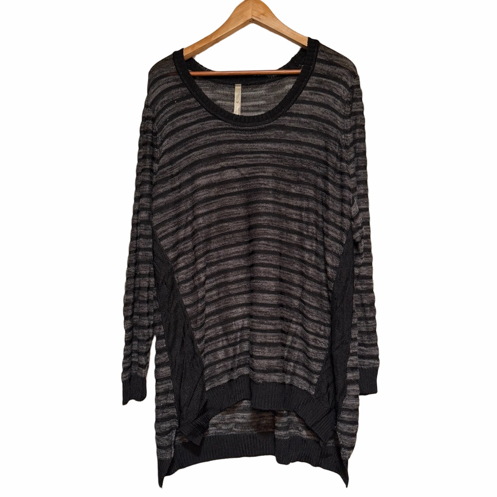 Pennington’s Plus 2X Striped Black Gray Woman Lady Knit Minimalist Sweater